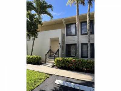 Home For Rent in Stuart, Florida