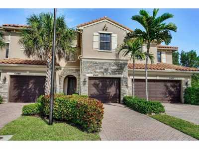 Home For Rent in Wellington, Florida