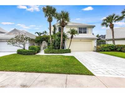 Home For Rent in Palm Beach Gardens, Florida