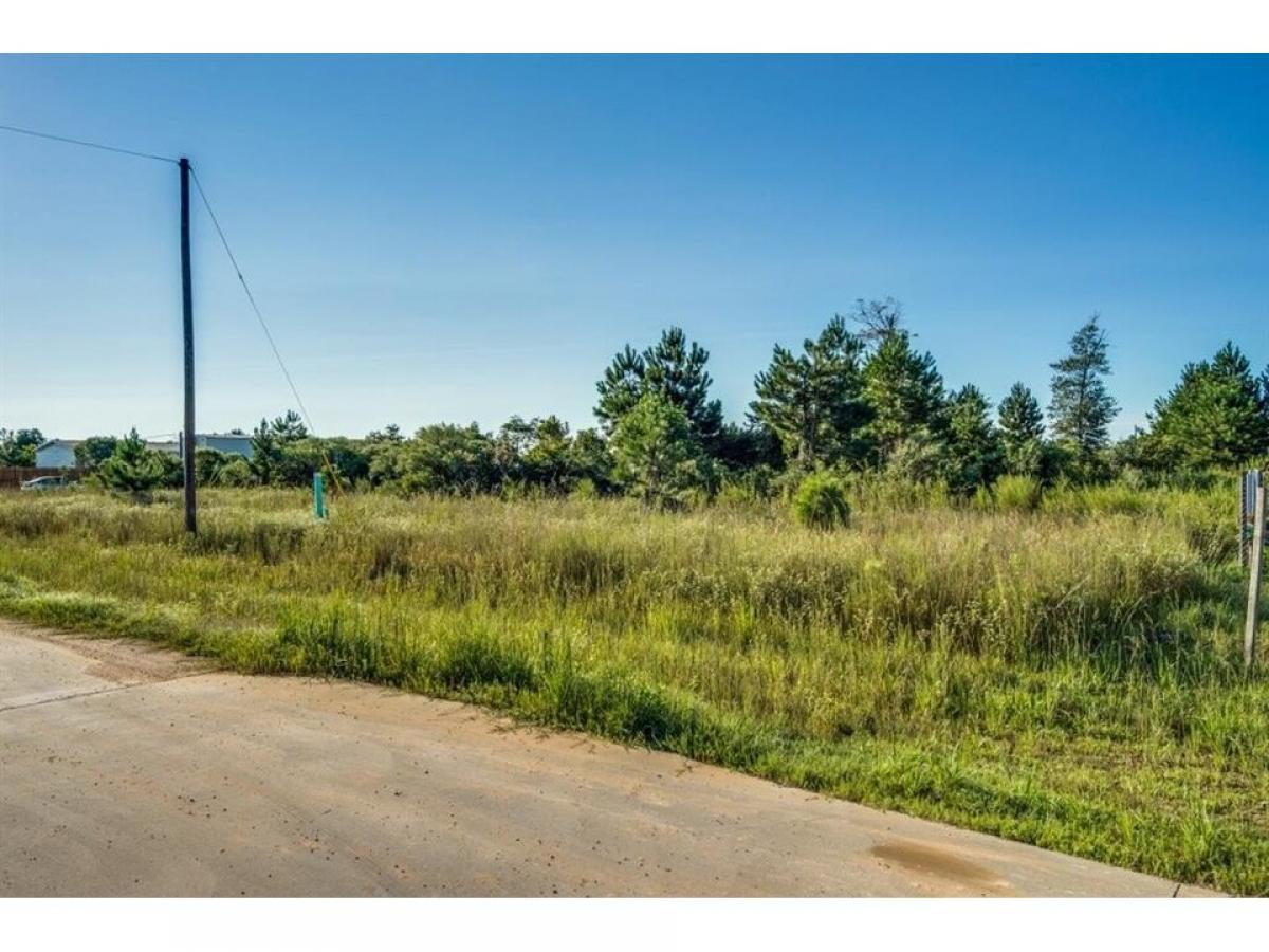 Picture of Residential Land For Sale in Cleveland, Texas, United States