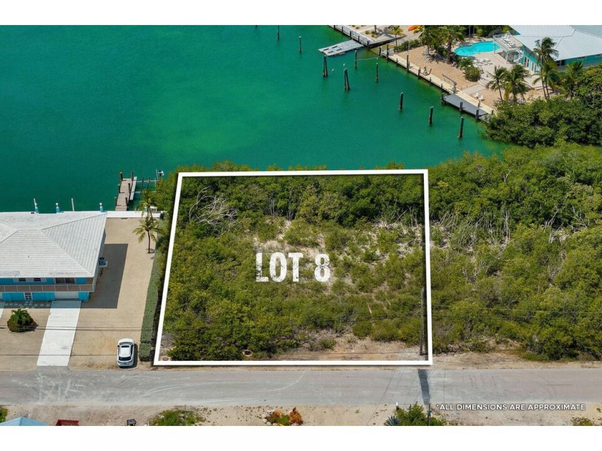 Picture of Residential Land For Sale in Marathon, Florida, United States