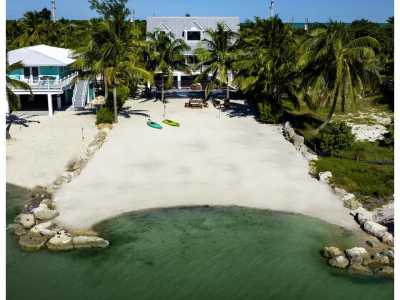 Home For Sale in Marathon, Florida