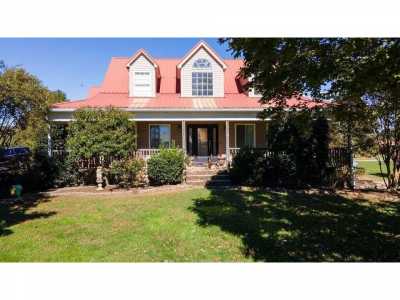 Home For Sale in Cleveland, Tennessee