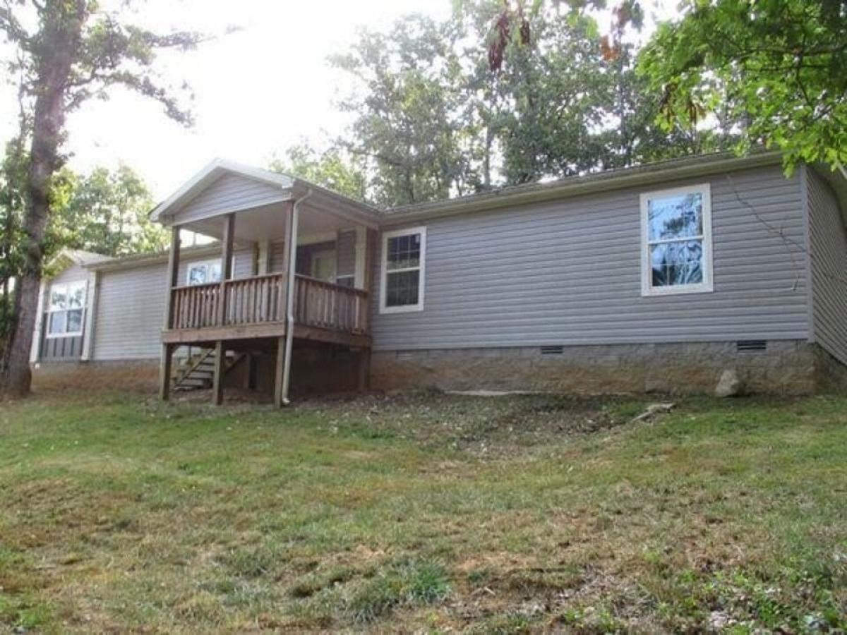 Picture of Home For Sale in Tellico Plains, Tennessee, United States