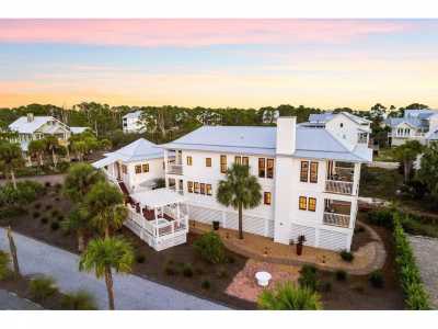 Home For Sale in Port Saint Joe, Florida