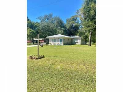 Home For Sale in Wewahitchka, Florida