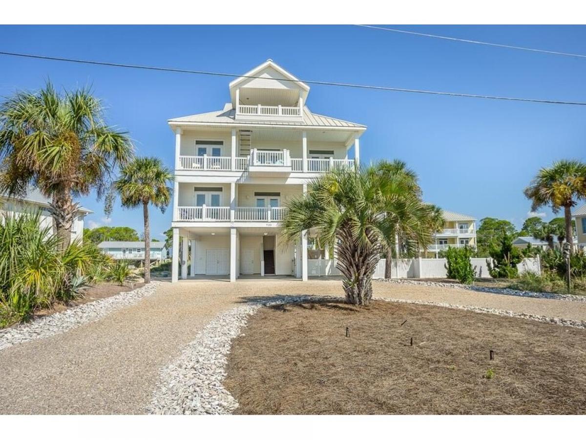 Picture of Home For Sale in Saint George Island, Florida, United States