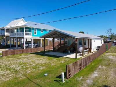 Home For Sale in Port Saint Joe, Florida