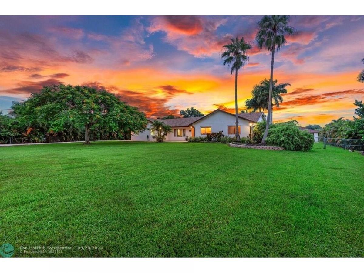 Picture of Home For Sale in Southwest Ranches, Florida, United States