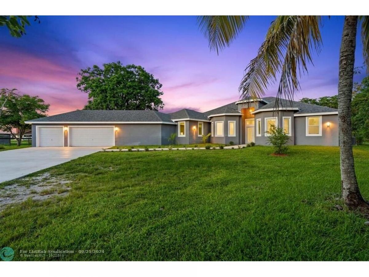 Picture of Home For Sale in Southwest Ranches, Florida, United States