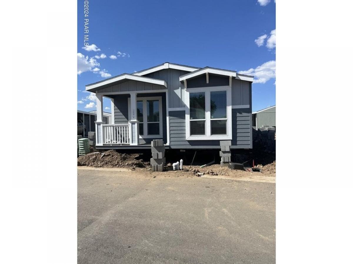 Picture of Home For Sale in Dewey-Humboldt, Arizona, United States