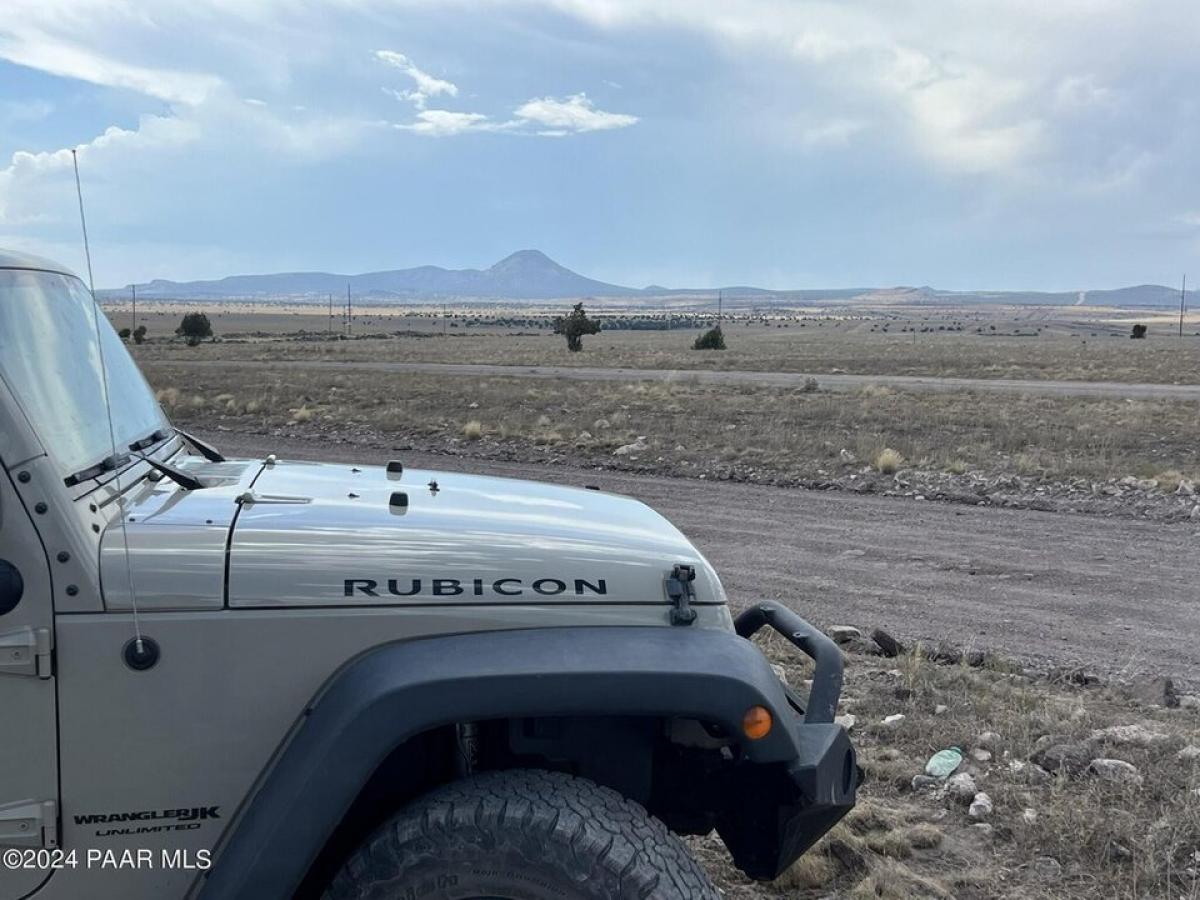 Picture of Residential Land For Sale in Ash Fork, Arizona, United States