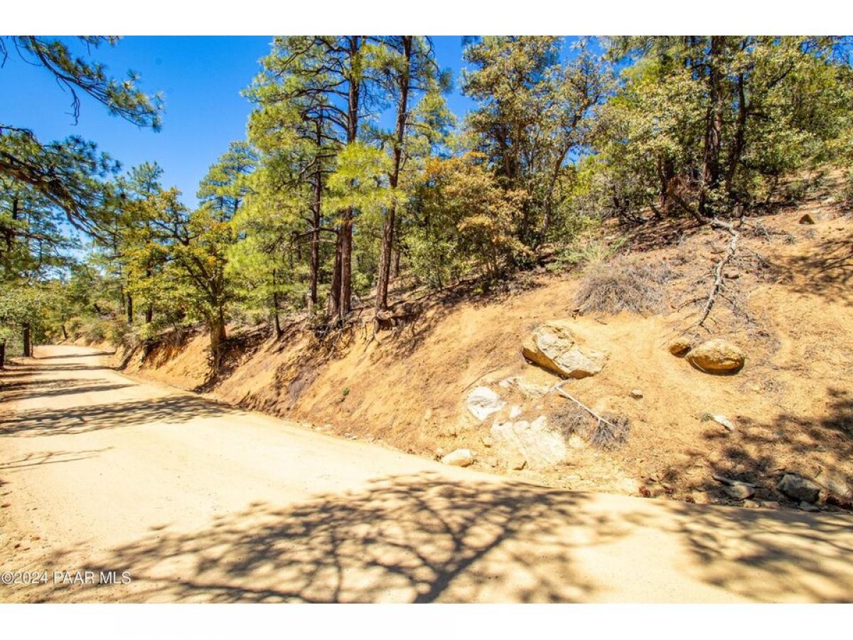 Picture of Residential Land For Sale in Prescott, Arizona, United States