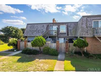 Home For Sale in Kitty Hawk, North Carolina