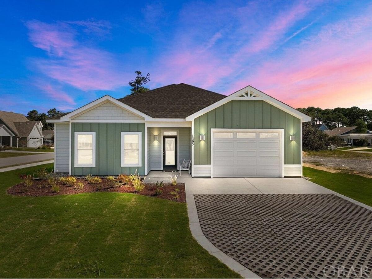 Picture of Home For Sale in Kill Devil Hills, North Carolina, United States