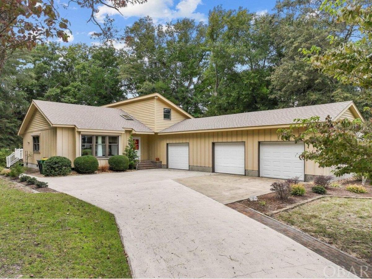 Picture of Home For Sale in Southern Shores, North Carolina, United States