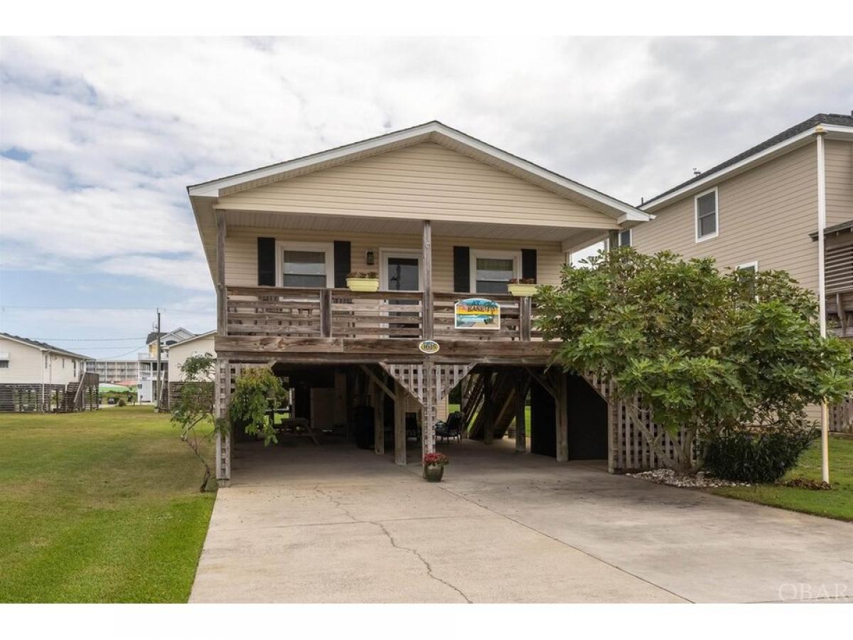 Picture of Home For Sale in Kill Devil Hills, North Carolina, United States