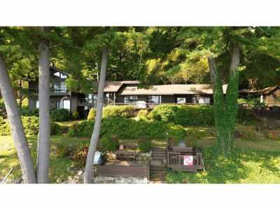 Home For Sale in Mayfield, New York