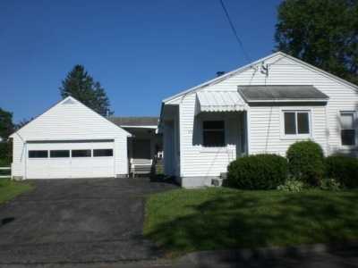 Home For Sale in Johnstown, New York