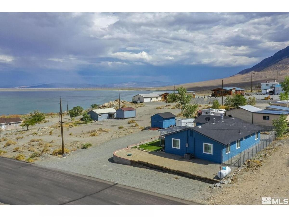 Picture of Home For Sale in Walker Lake, Nevada, United States