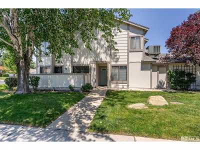 Home For Sale in Sparks, Nevada