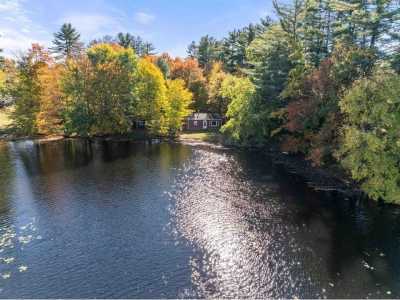 Home For Sale in Epsom, New Hampshire