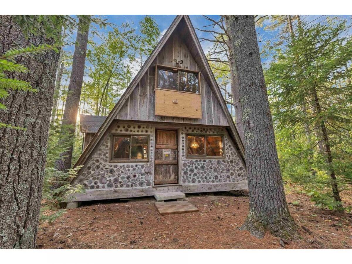 Picture of Home For Sale in Ossipee, New Hampshire, United States