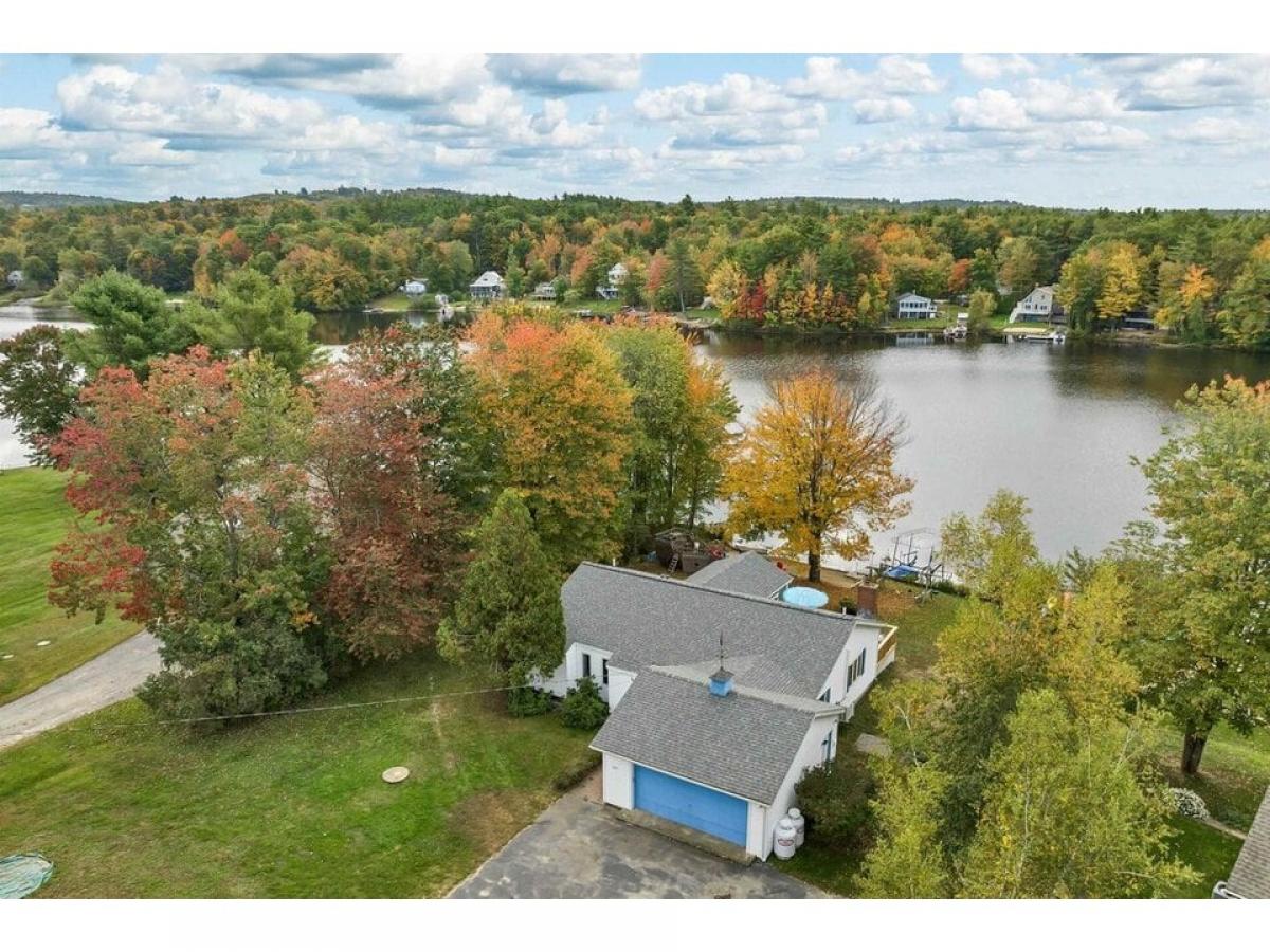 Picture of Home For Sale in Barnstead, New Hampshire, United States