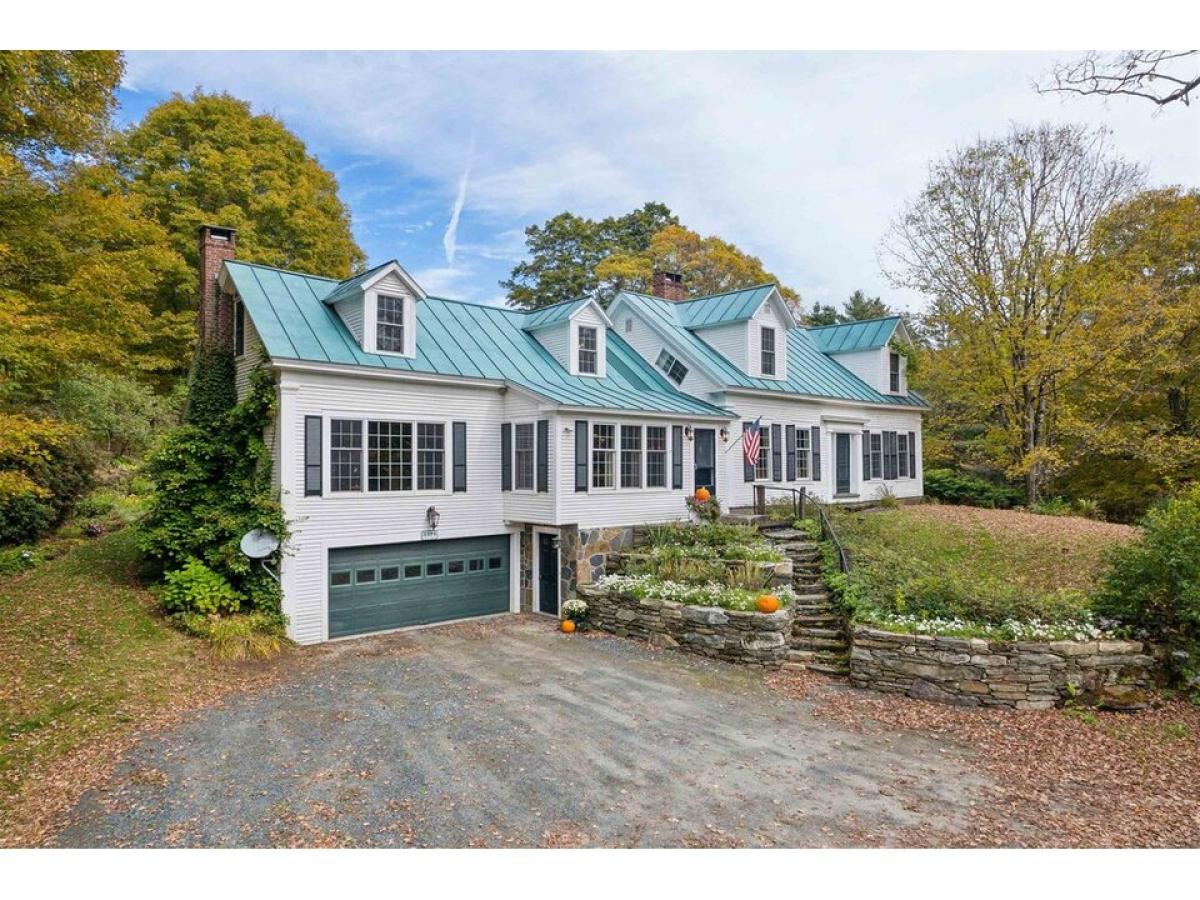 Picture of Home For Sale in Barnard, Vermont, United States