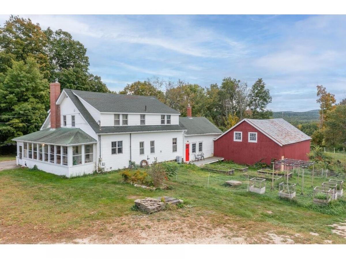 Picture of Home For Sale in Strafford, New Hampshire, United States