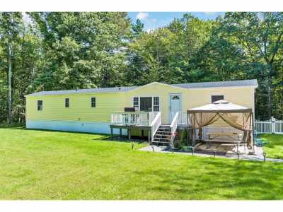 Home For Sale in Farmington, New Hampshire