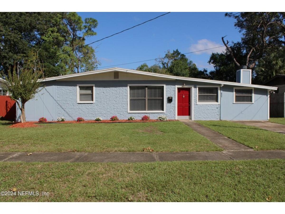 Picture of Home For Sale in Jacksonville, Florida, United States