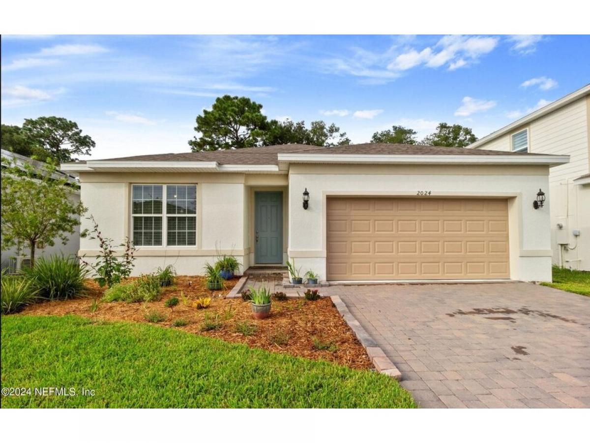 Picture of Home For Sale in Deland, Florida, United States