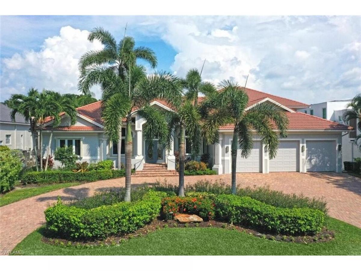 Picture of Home For Sale in Naples, Florida, United States