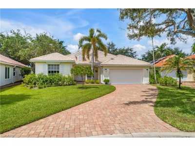 Home For Sale in Naples, Florida