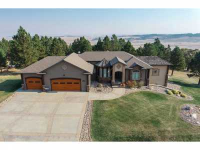 Home For Sale in Spearfish, South Dakota