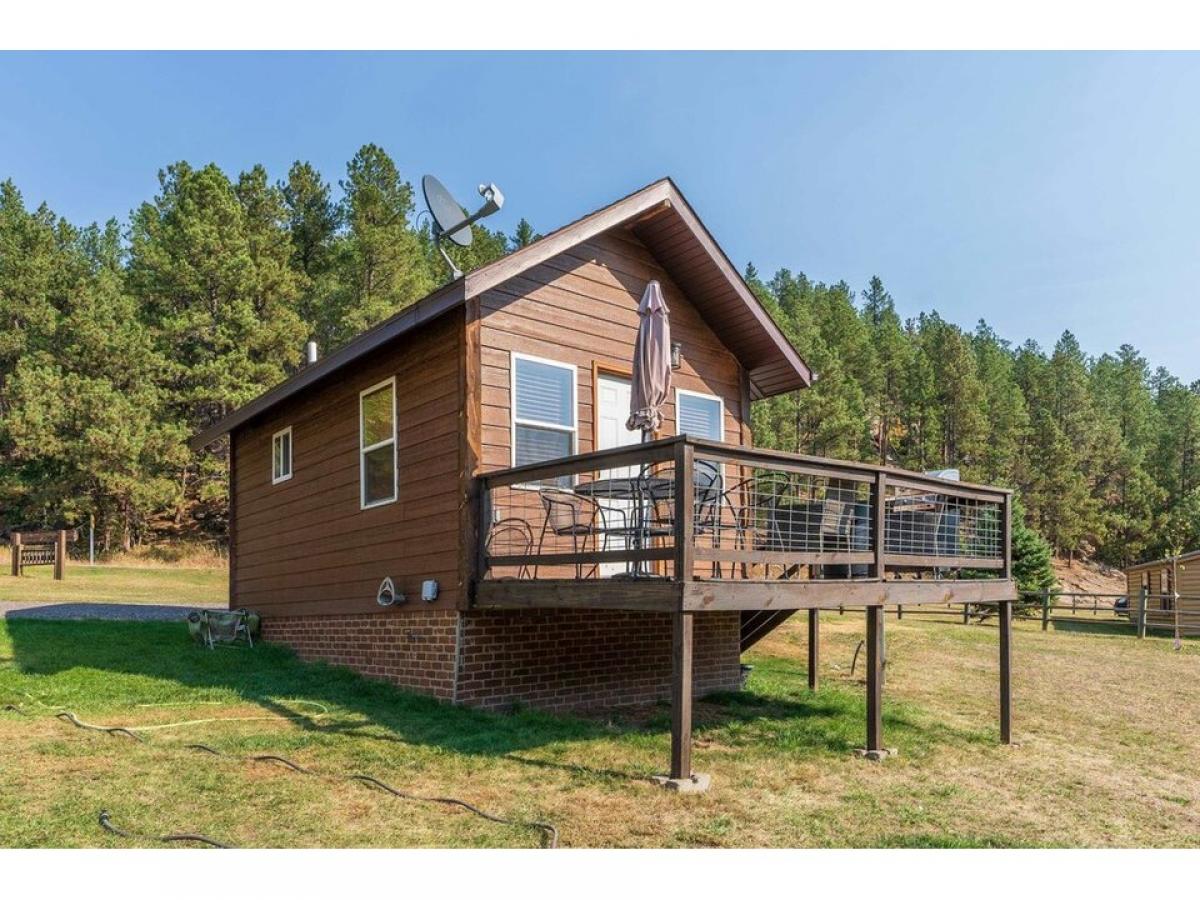 Picture of Home For Sale in Keystone, South Dakota, United States