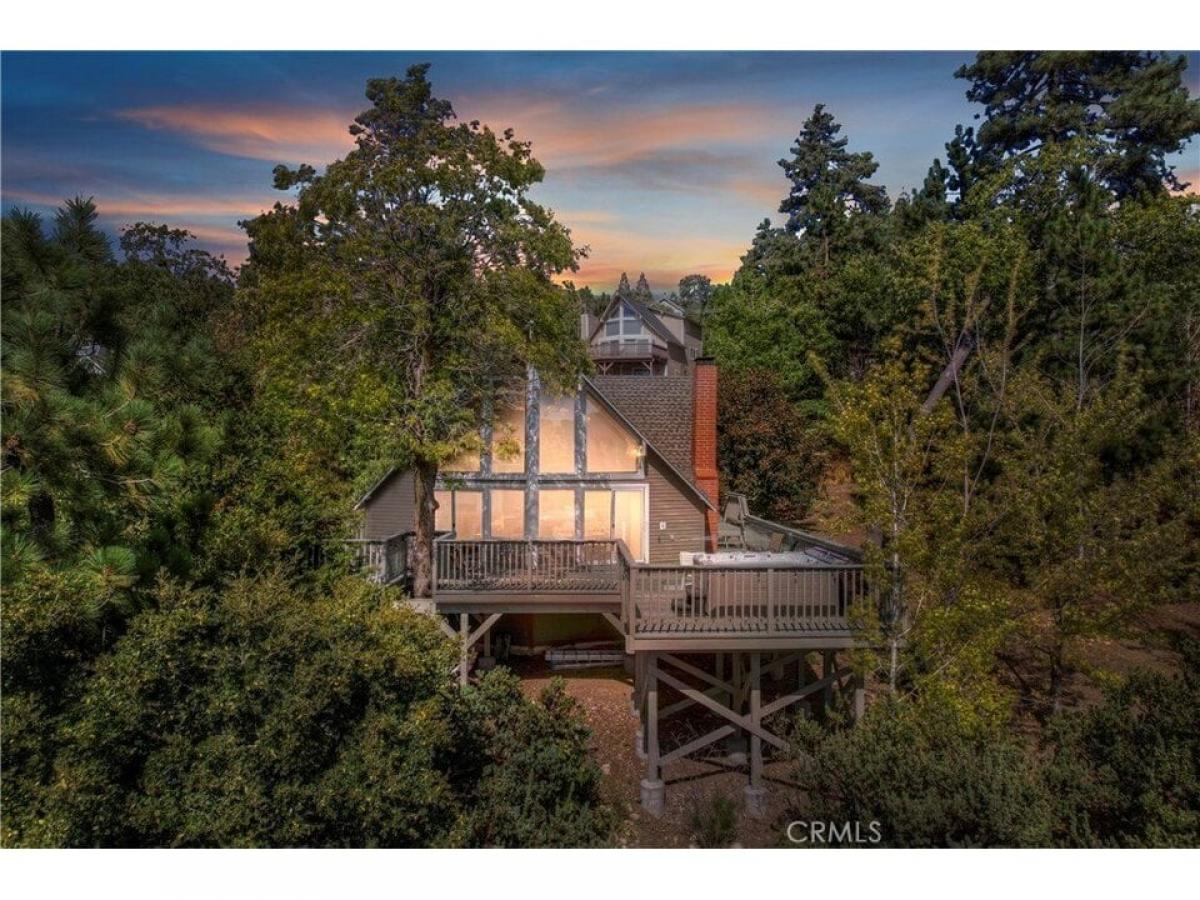 Picture of Home For Sale in Lake Arrowhead, California, United States