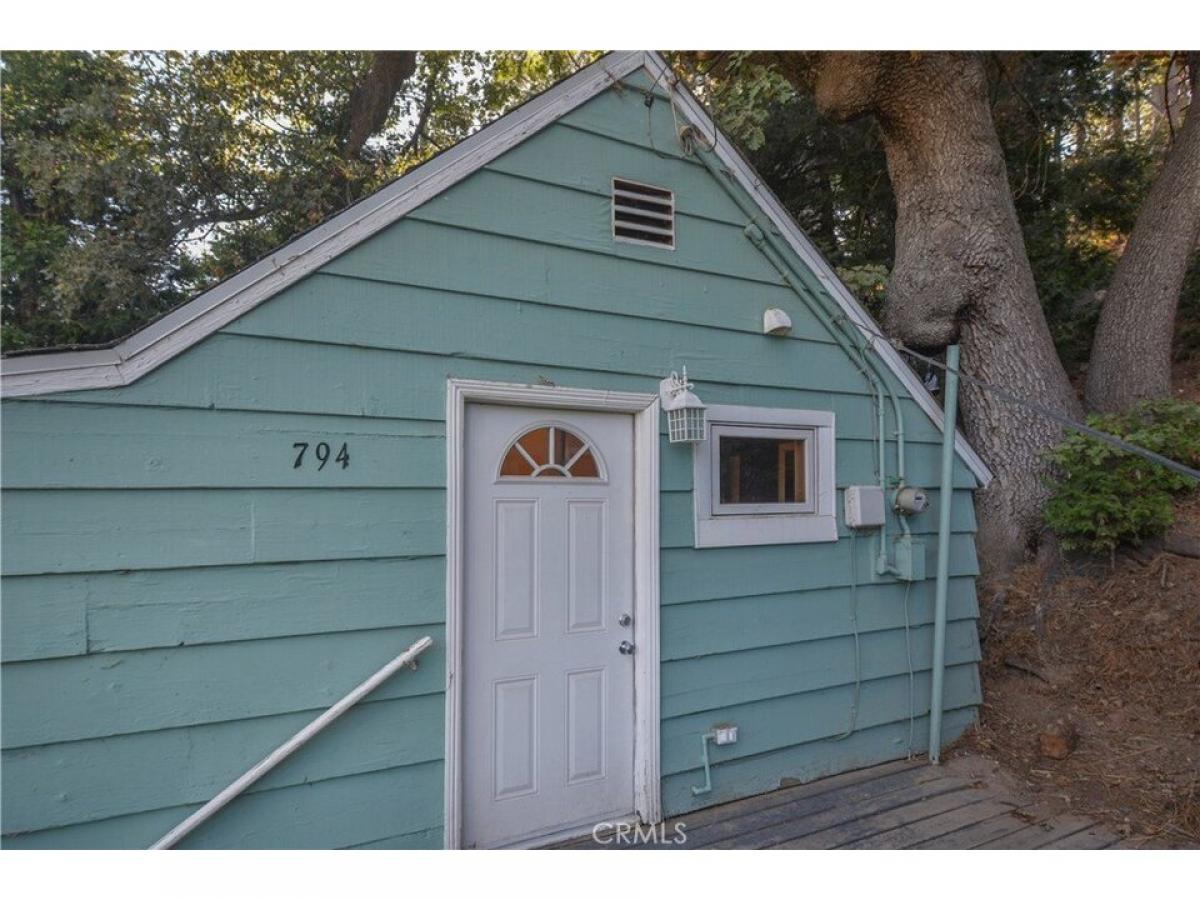 Picture of Home For Sale in Lake Arrowhead, California, United States