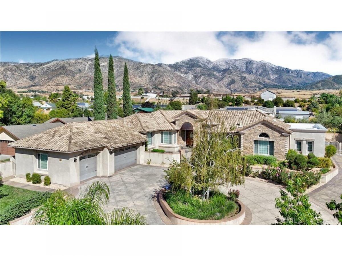 Picture of Home For Sale in Yucaipa, California, United States