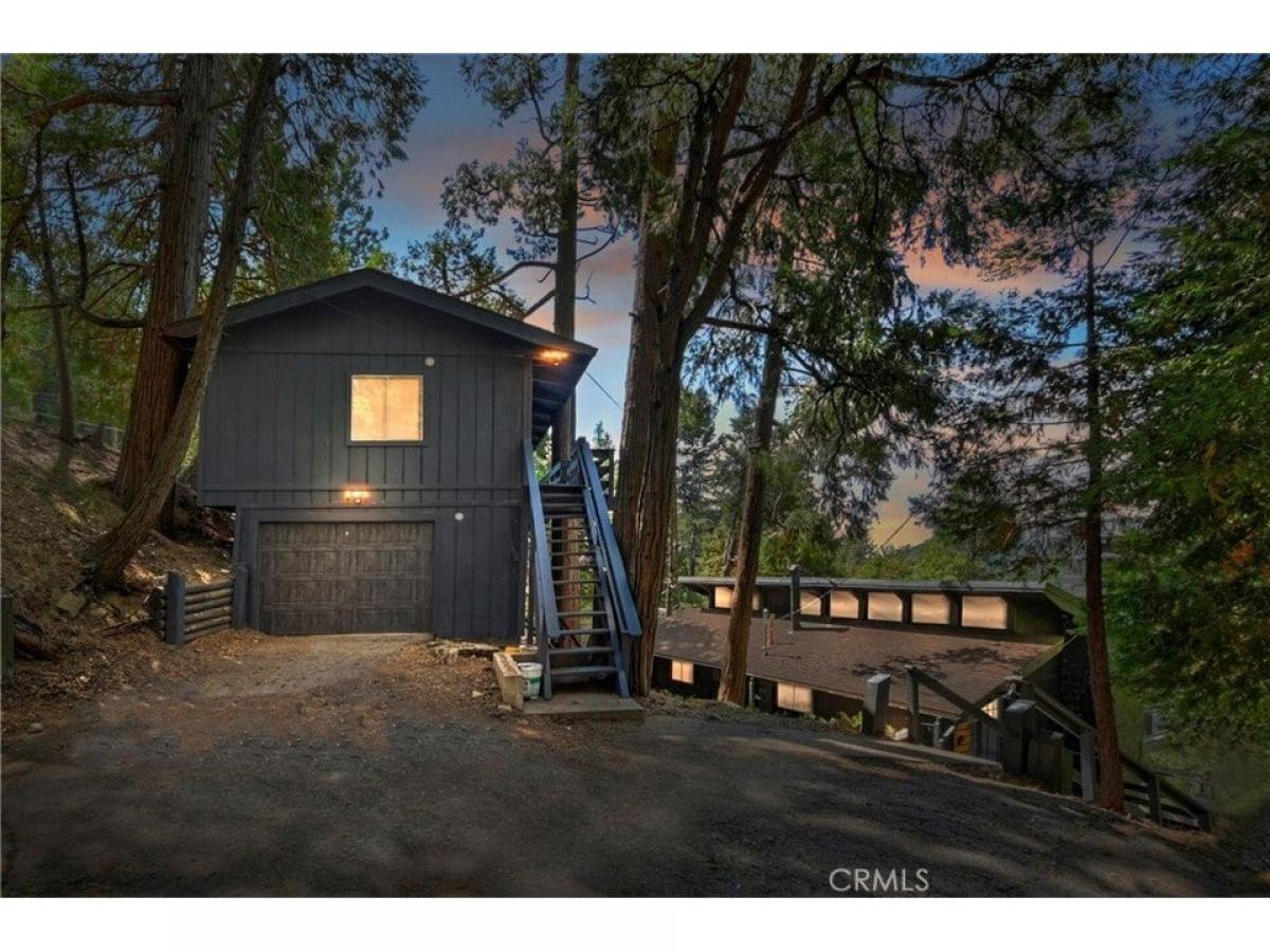 Picture of Home For Sale in Crestline, California, United States