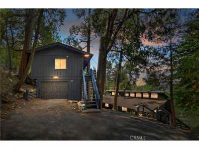 Home For Sale in Crestline, California