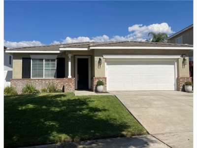 Home For Sale in Redlands, California