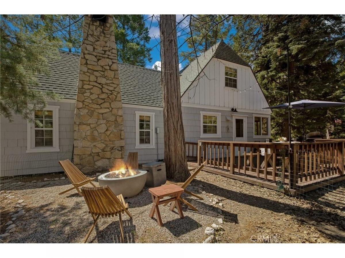 Picture of Home For Sale in Lake Arrowhead, California, United States