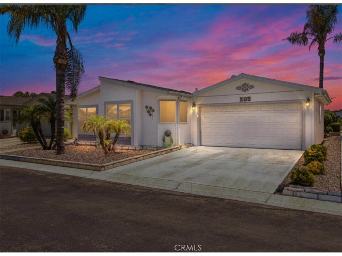 Picture of Home For Sale in Hemet, California, United States