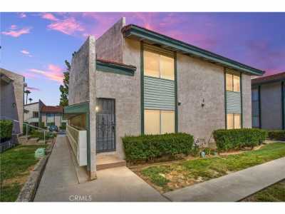 Home For Sale in Colton, California