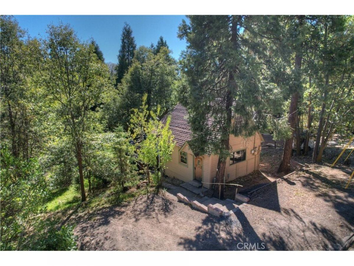 Picture of Home For Sale in Lake Arrowhead, California, United States