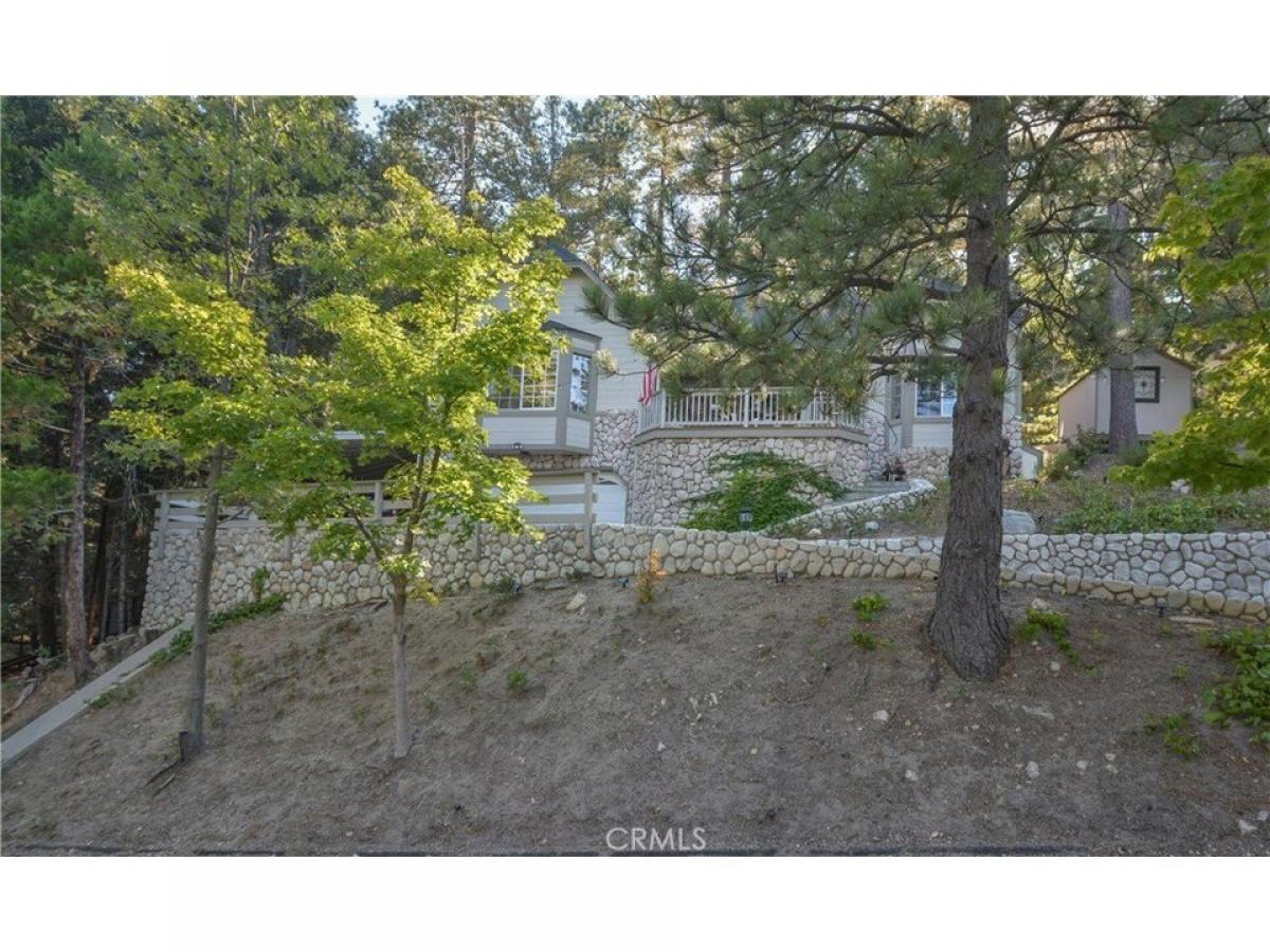 Picture of Home For Sale in Lake Arrowhead, California, United States