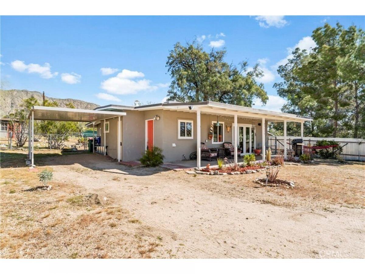 Picture of Home For Sale in Morongo Valley, California, United States