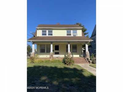 Home For Sale in Long Branch, New Jersey